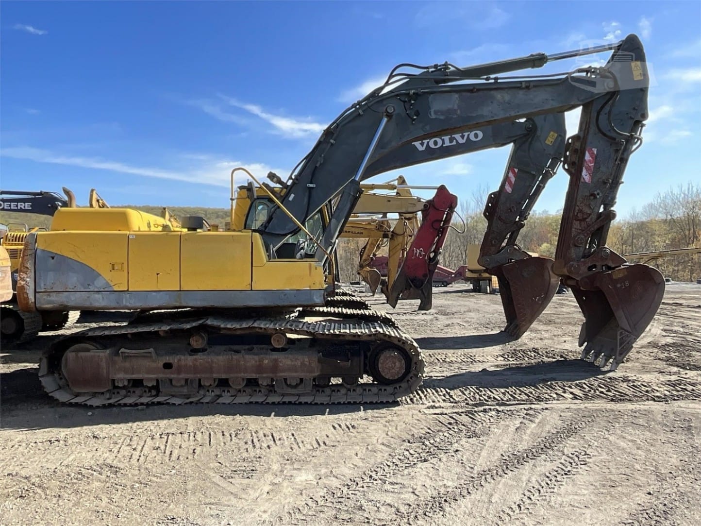 2004 Volvo EC360B LC Excavators for sale in Pittston Township, PA - listing photo 2 of 8