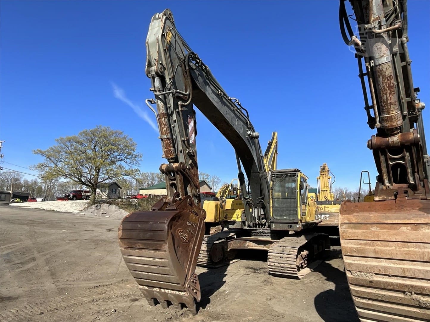 2004 Volvo EC360B LC Excavators for sale in Pittston Township, PA - listing photo 6 of 8