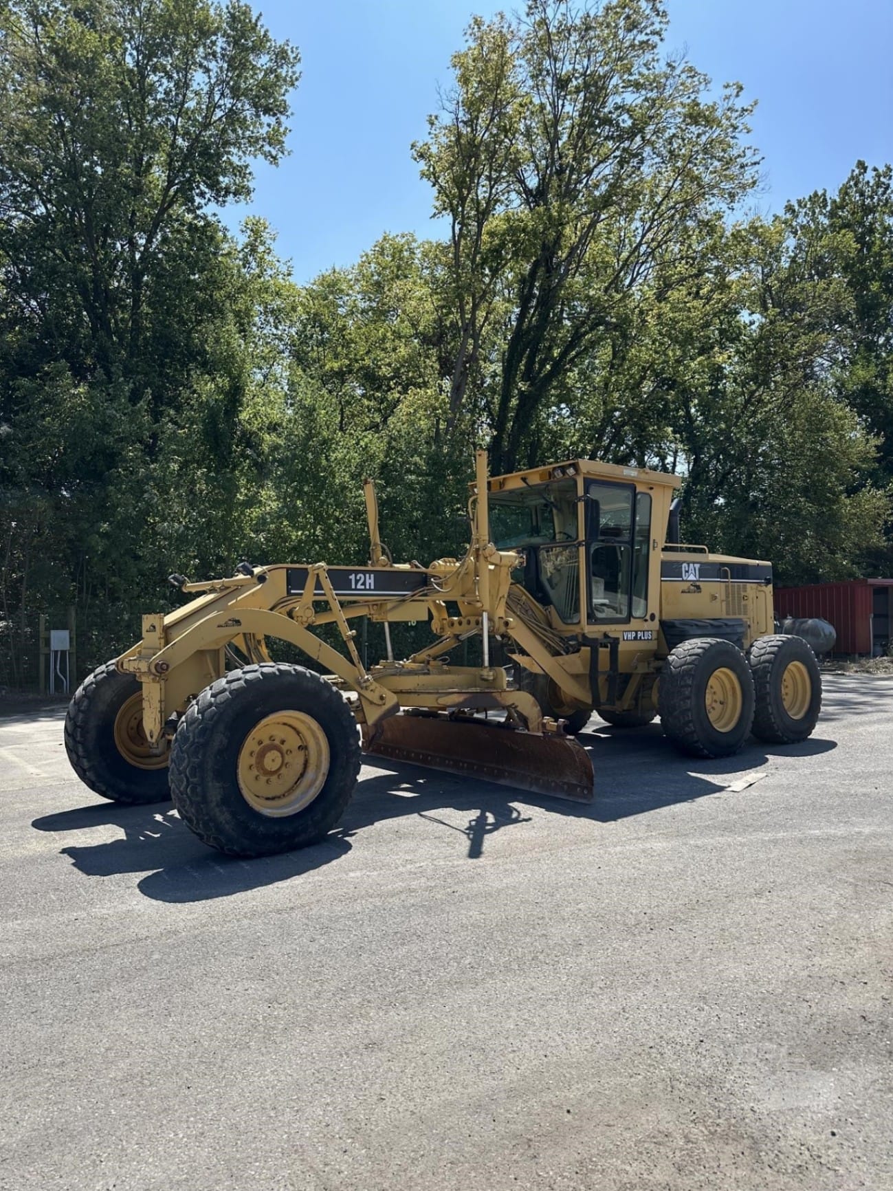 2005 Caterpillar 12H Motor Graders for sale in Flat Rock, IN - primary listing photo of 8