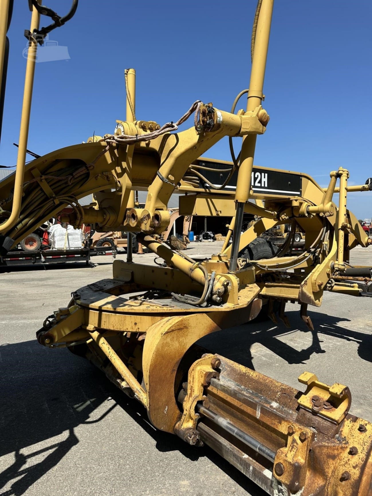 2005 Caterpillar 12H Motor Graders for sale in Flat Rock, IN - listing photo 4 of 8