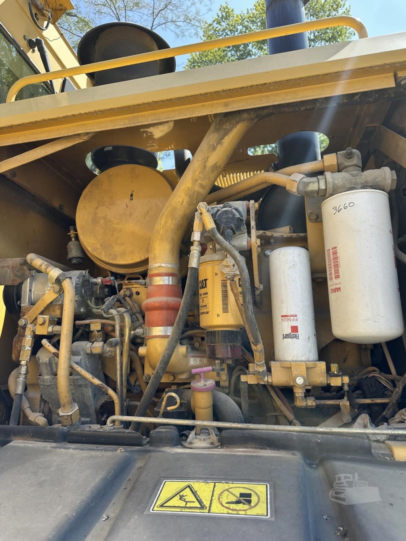 2005 Caterpillar 12H Motor Graders for sale in Flat Rock, IN - listing photo 8 of 8