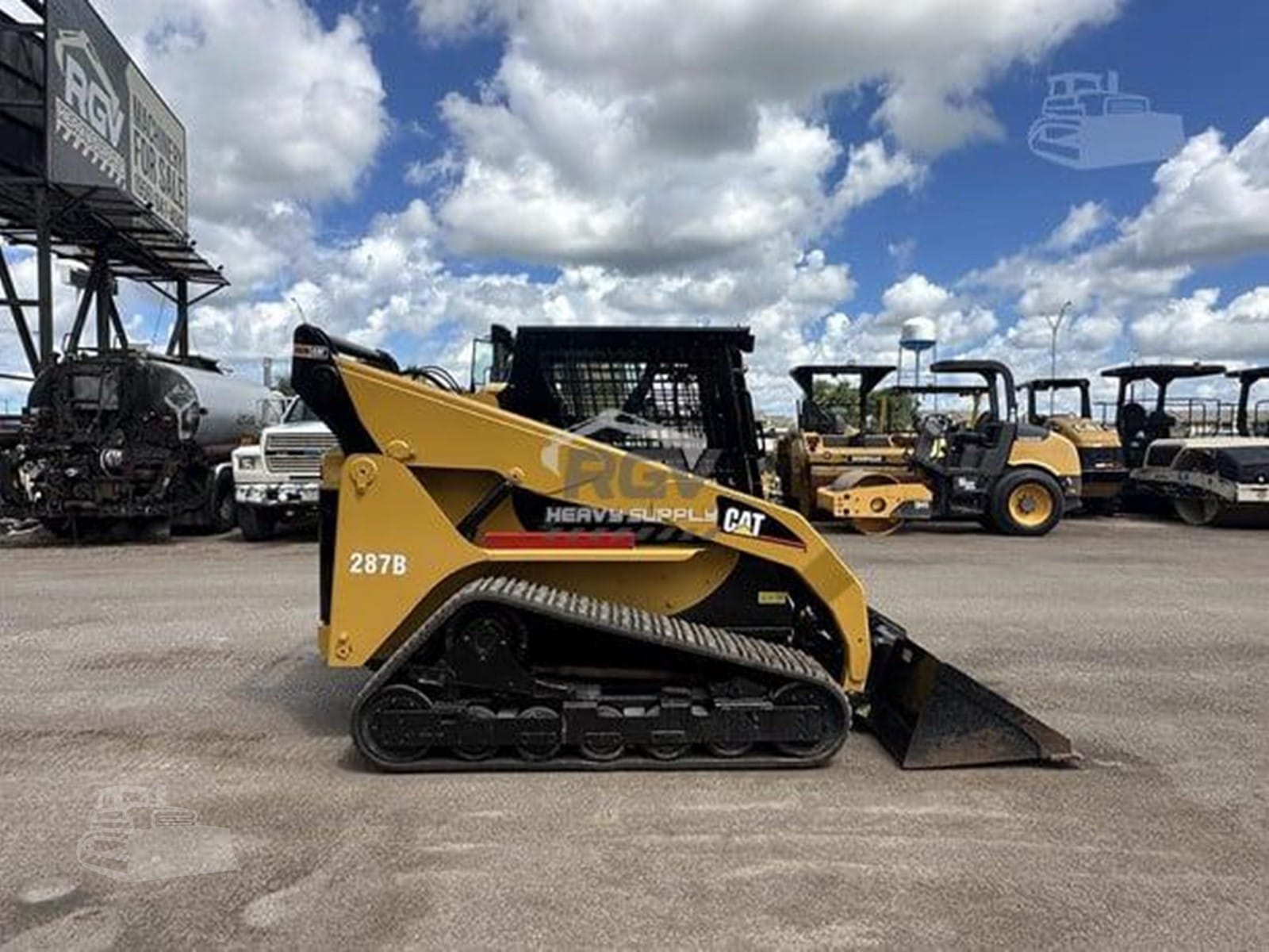 2005 Caterpillar 287B Track Loaders for sale in Olmito, TX - listing photo 2 of 8