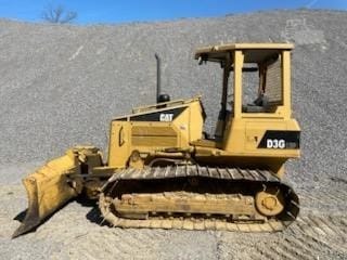 2005 Caterpillar D3G LGP Dozers for sale in Wayne City, IL - listing photo 2 of 8