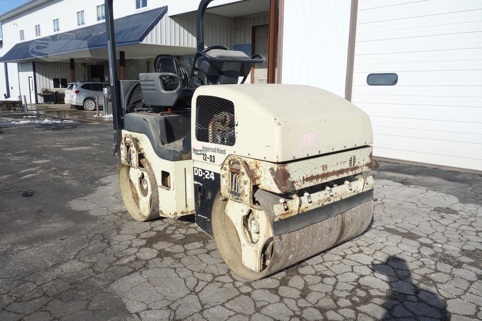2005 Ingersoll-Rand DD24 Compaction for sale in Cedar Rapids, IA - listing photo 5 of 8