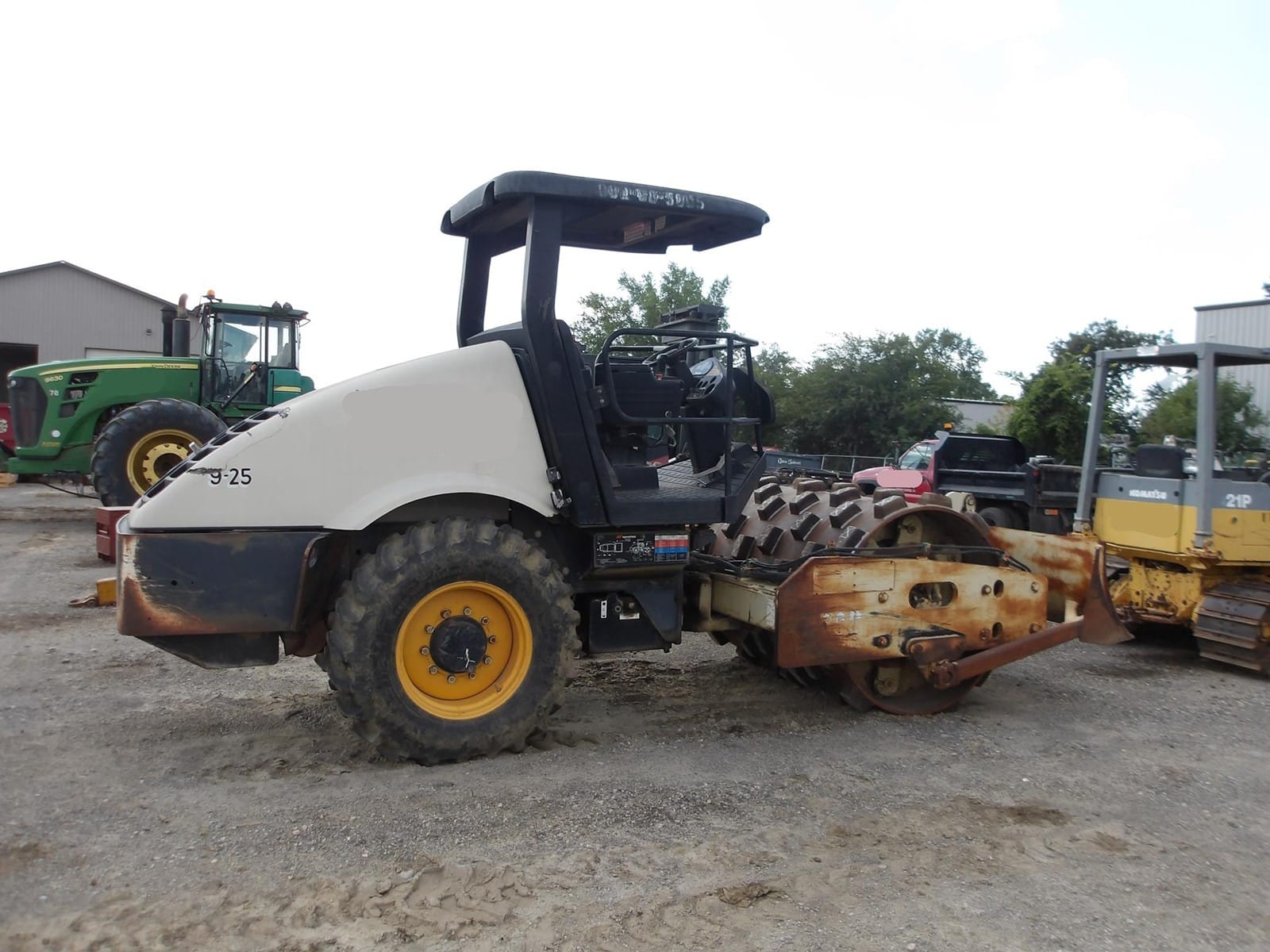 2005 Ingersoll-Rand SD70F Padfoot Trench Compaction for sale in Cedar Rapids, IA - primary listing photo of 8