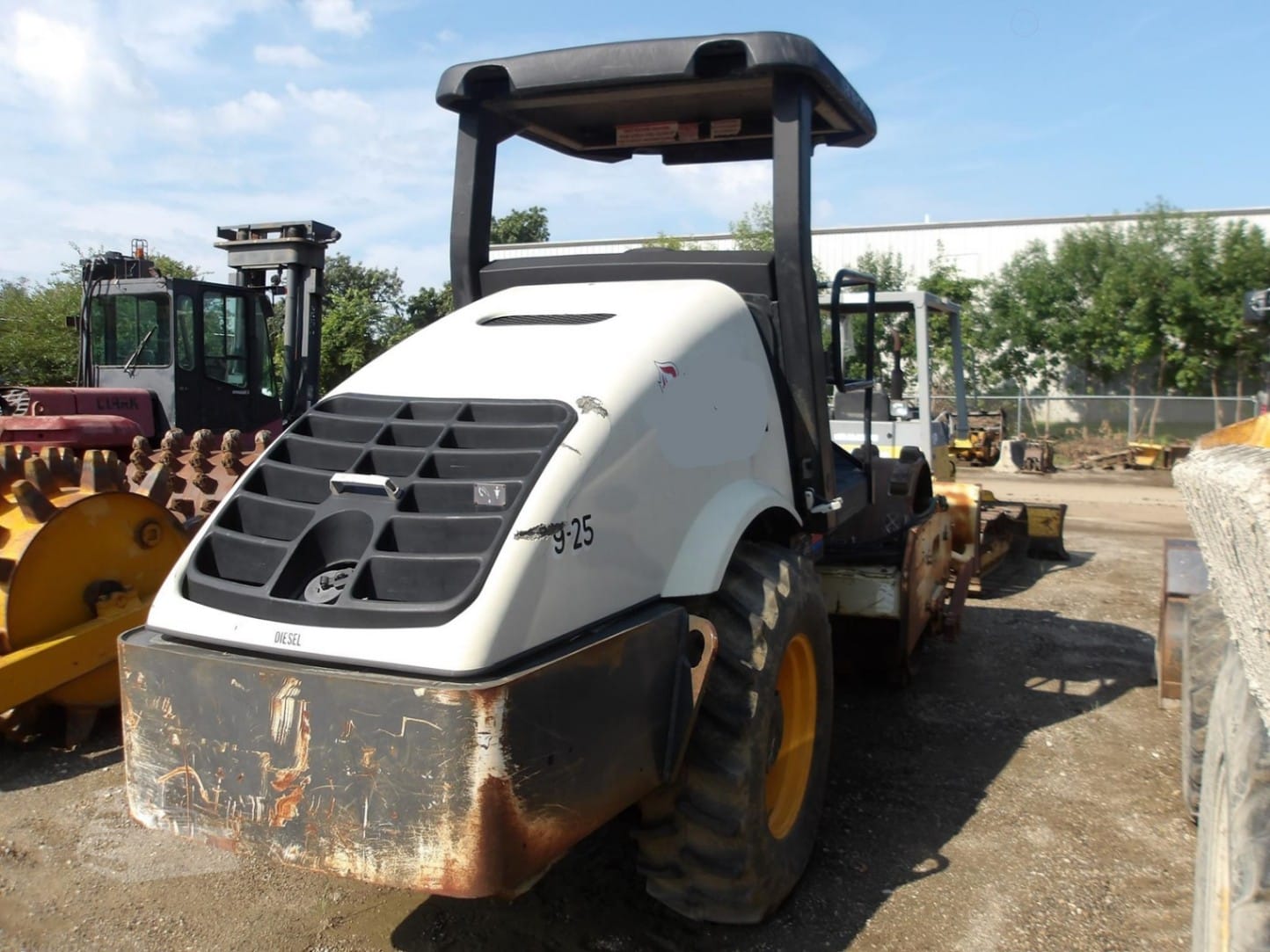2005 Ingersoll-Rand SD70F Padfoot Trench Compaction for sale in Cedar Rapids, IA - listing photo 4 of 8