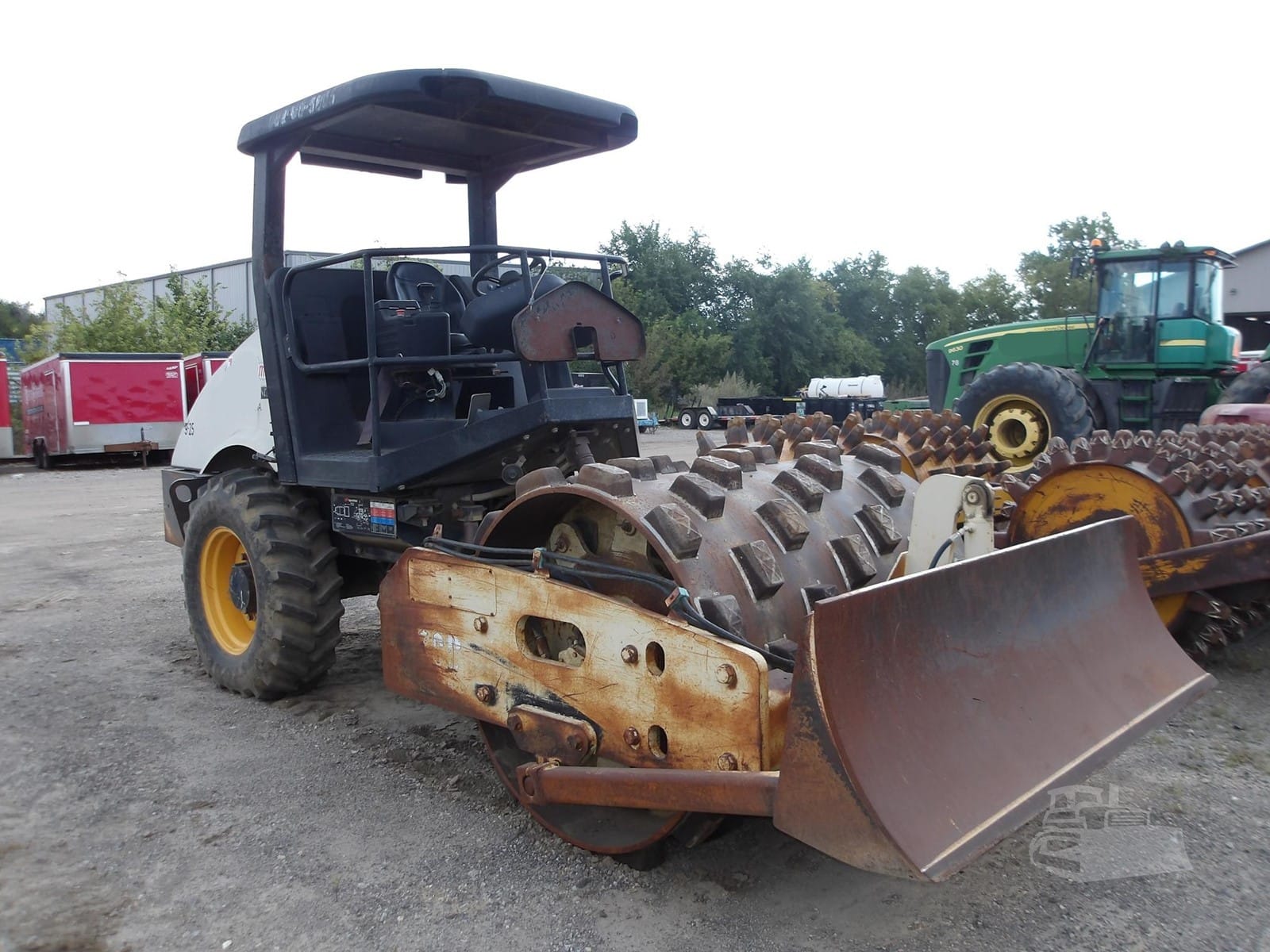 2005 Ingersoll-Rand SD70F Padfoot Trench Compaction for sale in Cedar Rapids, IA - listing photo 6 of 8