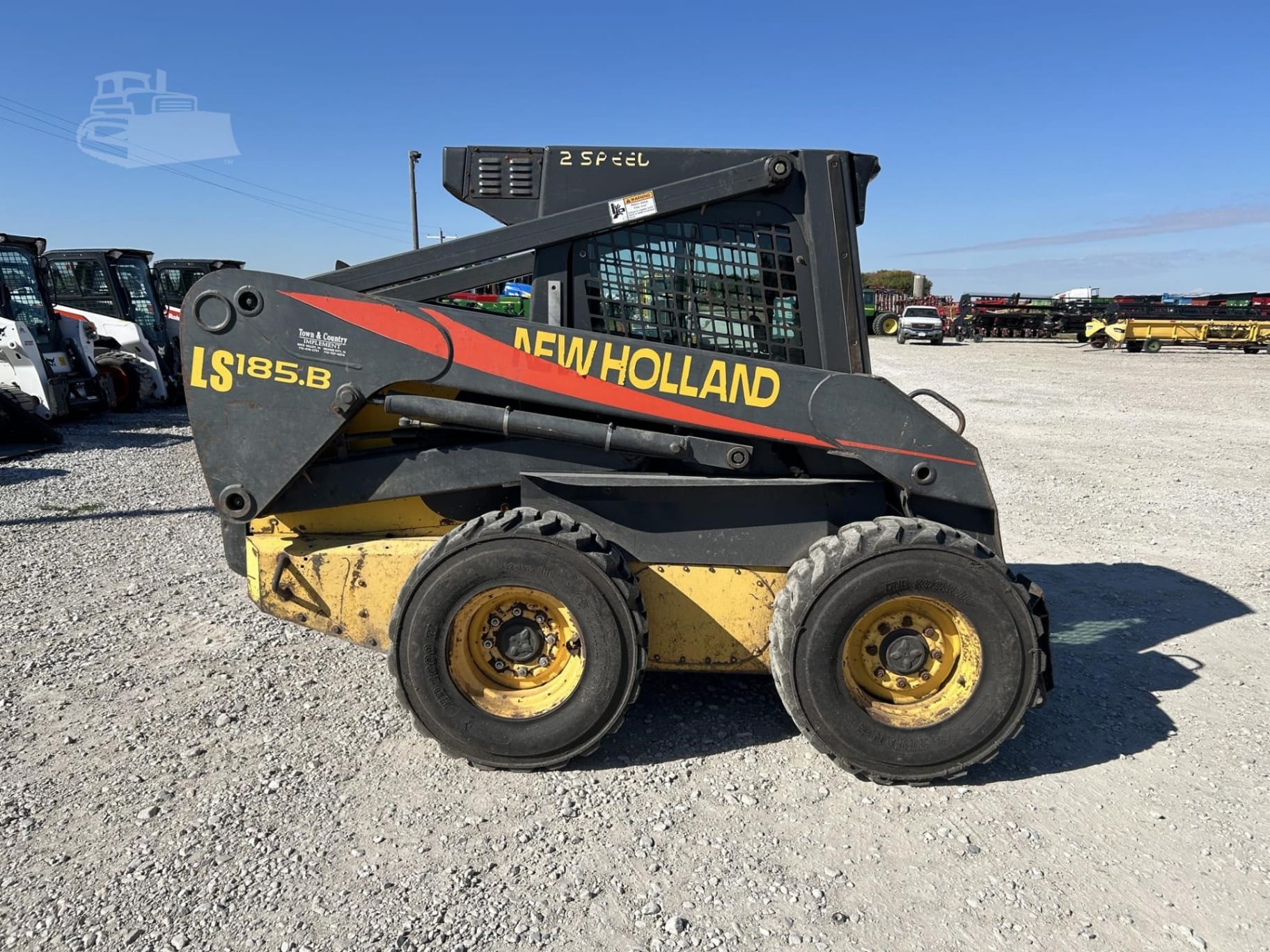 2005 New Holland LS185B Skid Steer Loaders for sale in Bancroft, IA - primary listing photo of 7