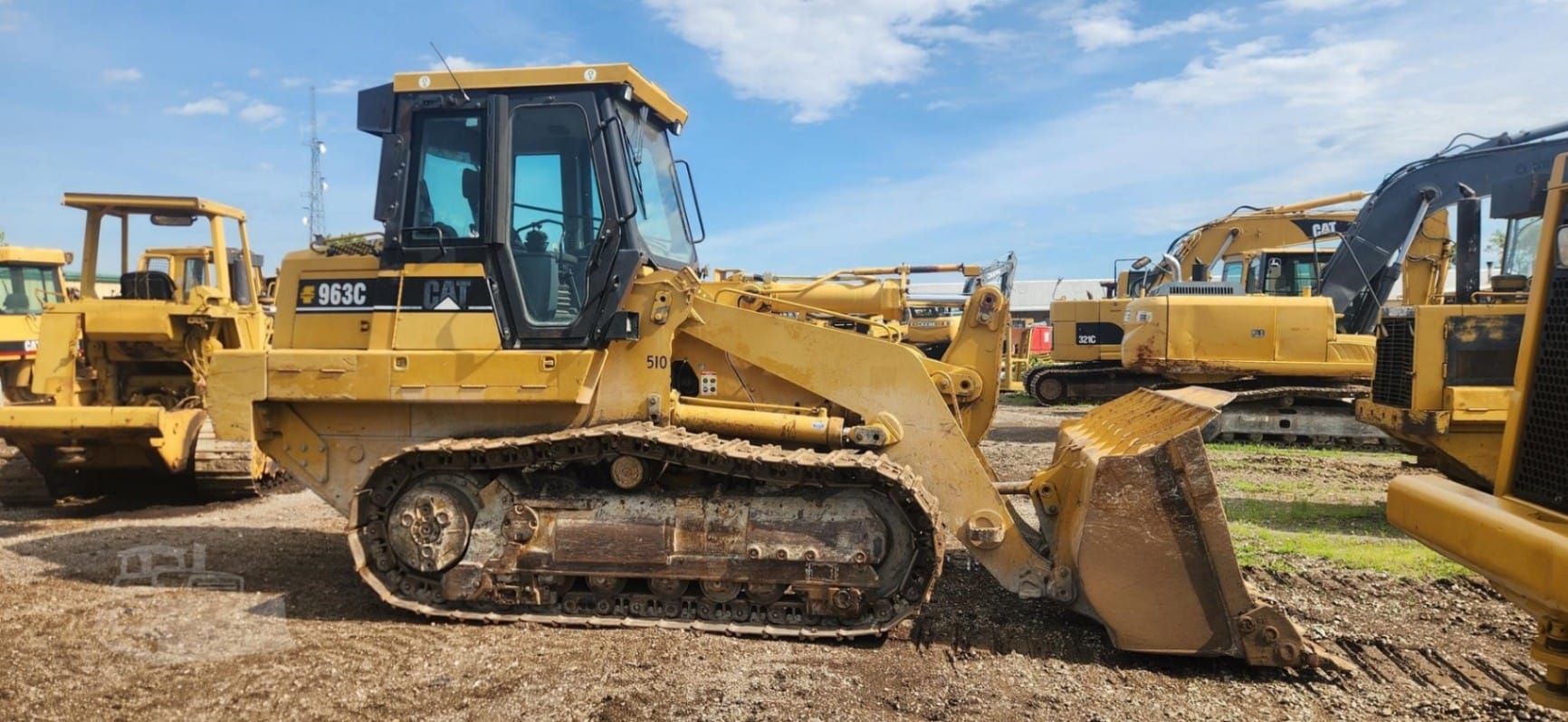 2006 Caterpillar 963C Wheel Loaders for sale in Saint Charles, MO - listing photo 3 of 8