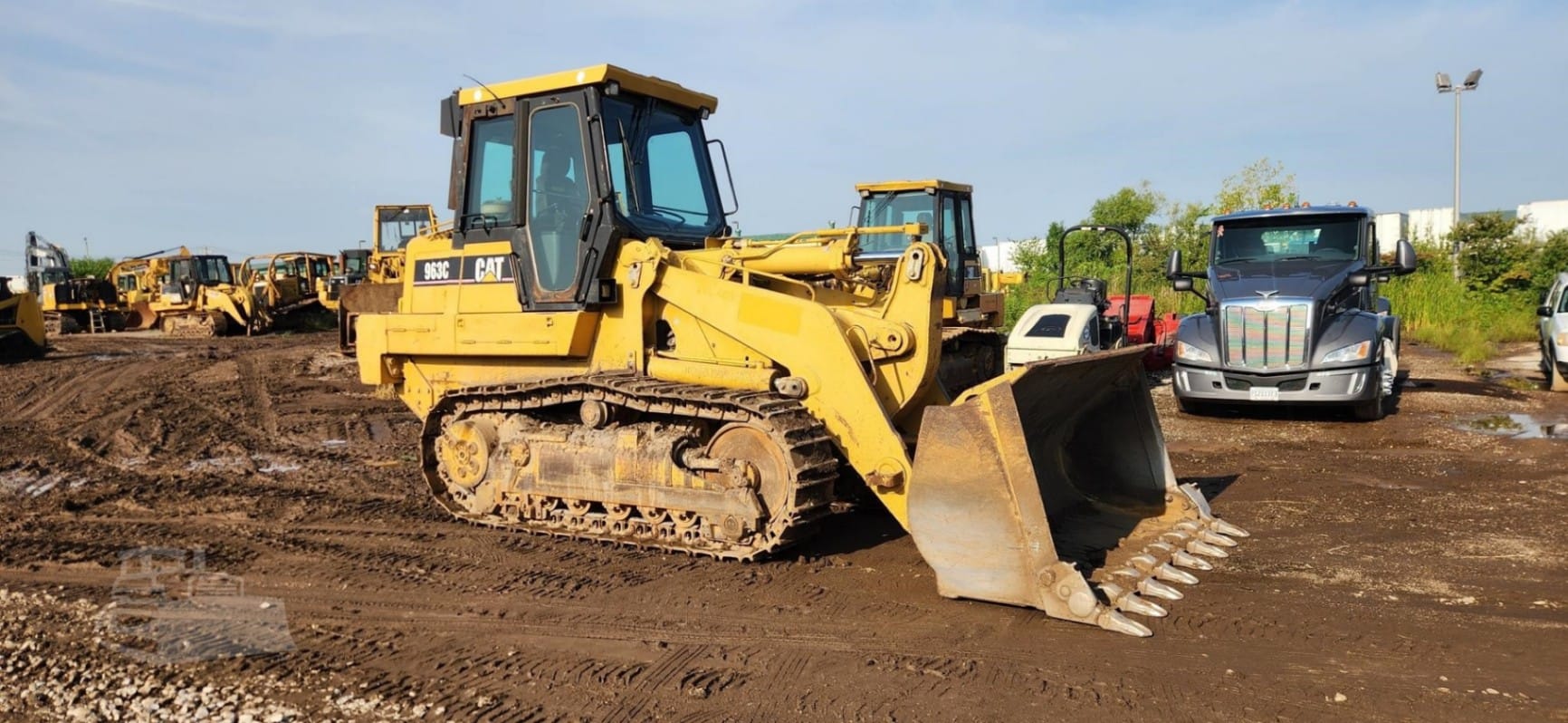 2006 Caterpillar 963C Wheel Loaders for sale in Saint Charles, MO - listing photo 2 of 8