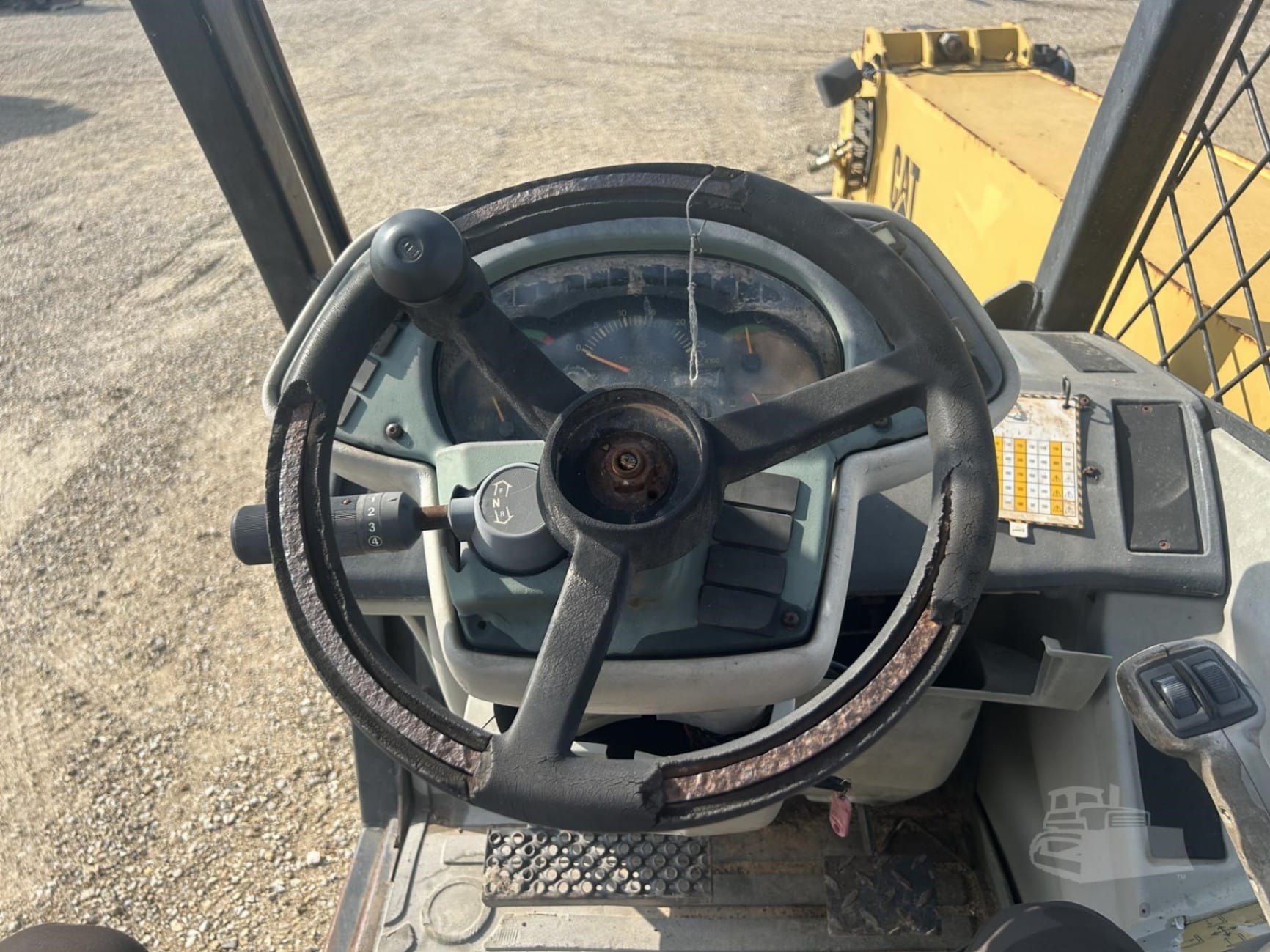 2006 Caterpillar TH360B Telehandlers Forklifts for sale in Manchester, IA - listing photo 24 of 80