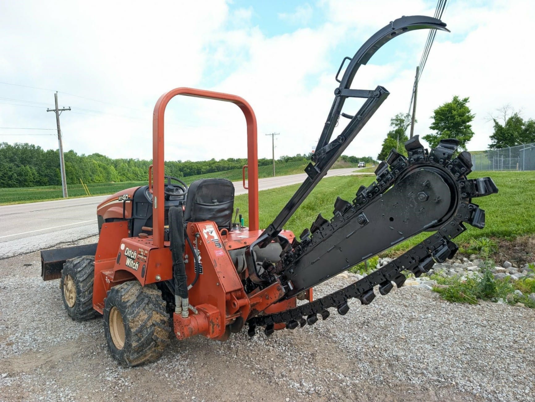 2006 Ditch Witch RT40 Trenchers for sale in City, IN - listing photo 4 of 8