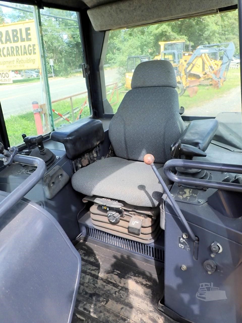 2006 John Deere 700J LT Dozers for sale in South Plainfield, NJ - listing photo 17 of 21