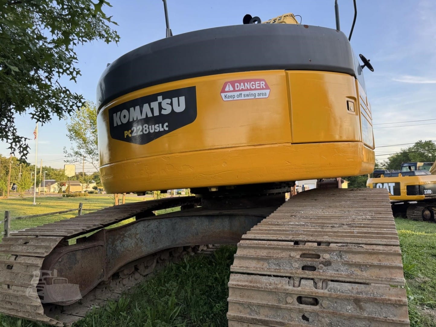 2006 Komatsu PC228US LC-3N0 Excavators for sale in Salem, NJ - listing photo 2 of 5