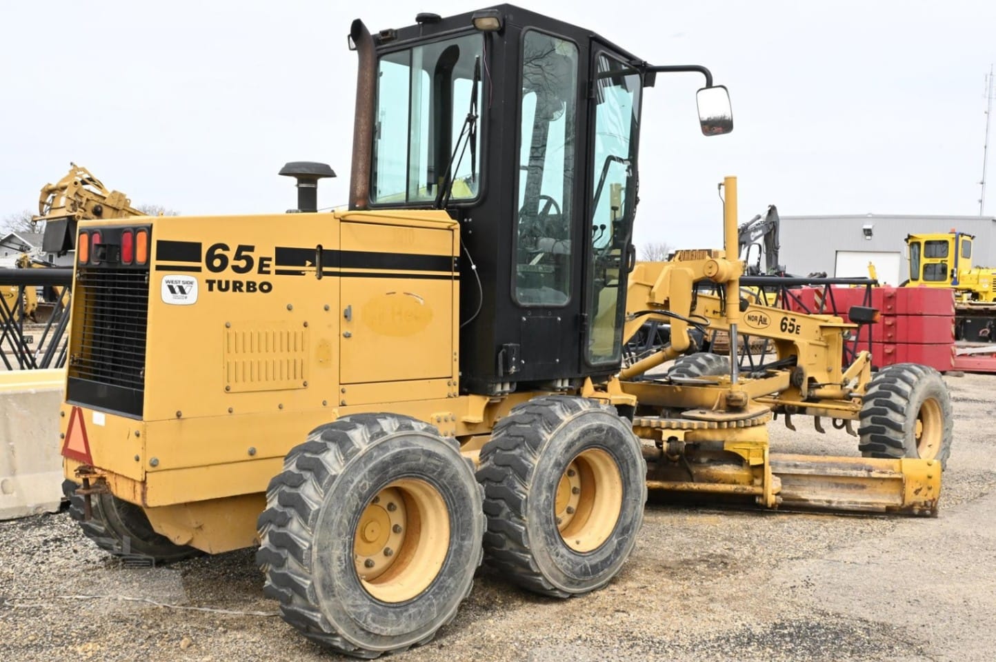 2006 Noram 65ET Motor Graders for sale in Cedar Rapids, IA - listing photo 2 of 8