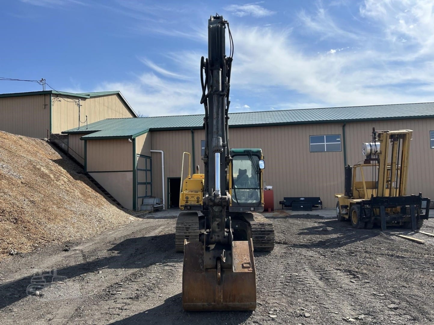 2006 Volvo EC160B LC Excavators for sale in Pittston Township, PA - listing photo 2 of 8