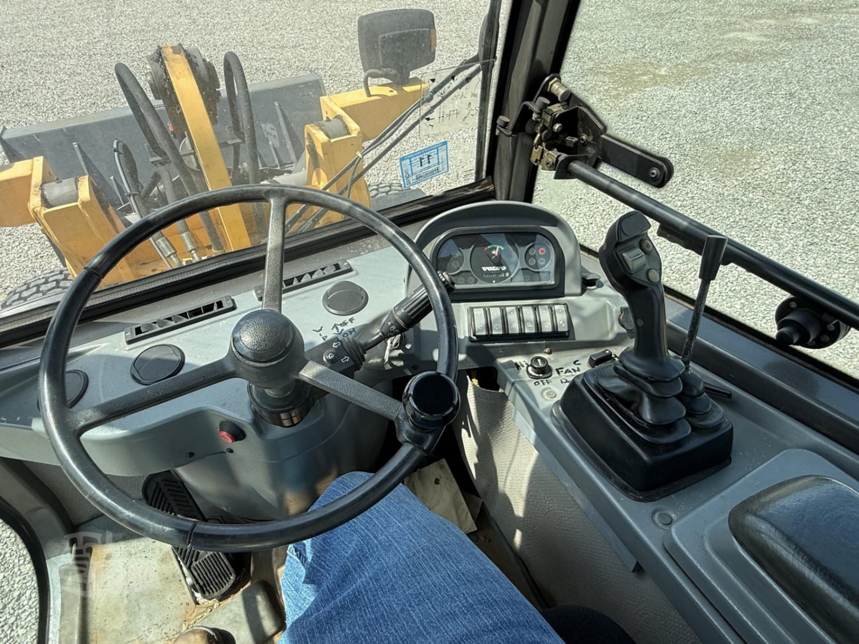 2006 Volvo L20B Wheel Loaders for sale in Archbold, OH - listing photo 5 of 8