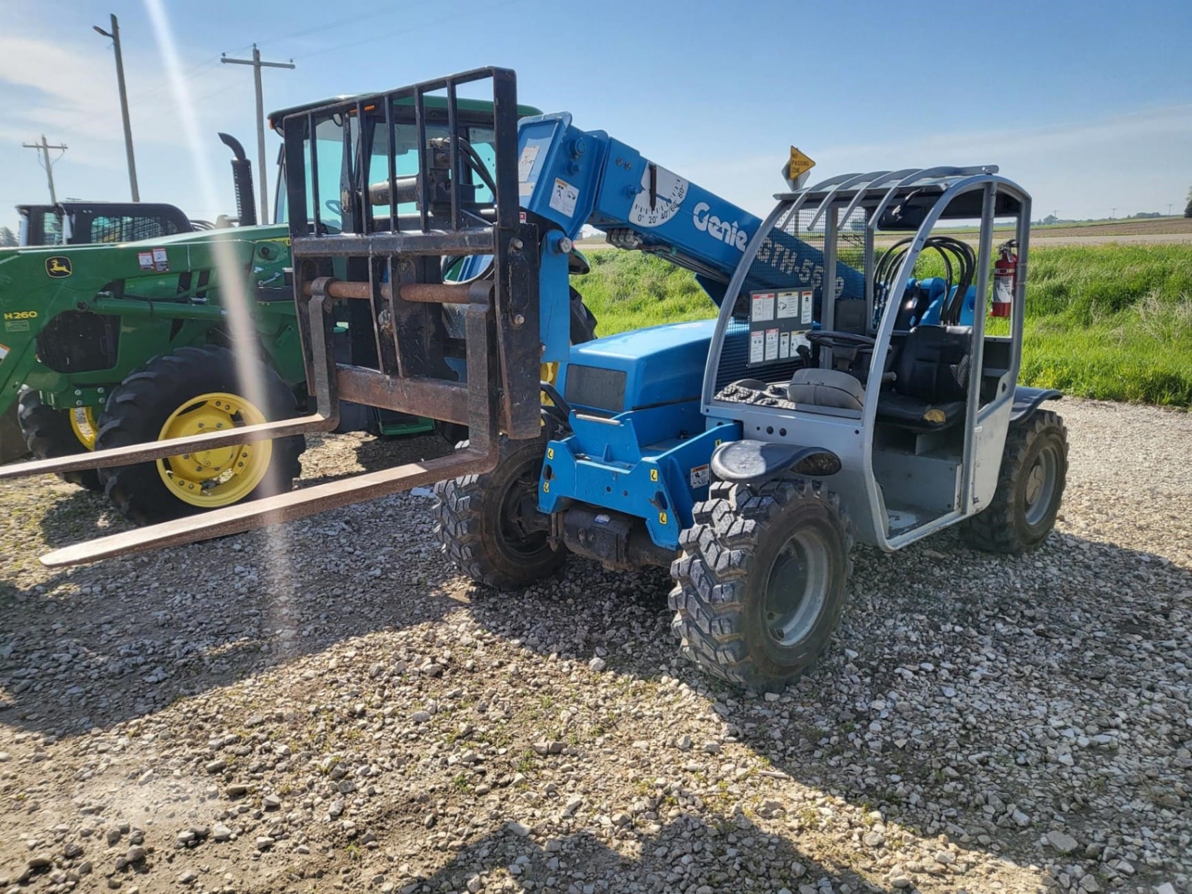 2007 Genie genie-gth-5519 Telehandlers Forklifts for sale in Bancroft, IA - listing photo 3 of 8