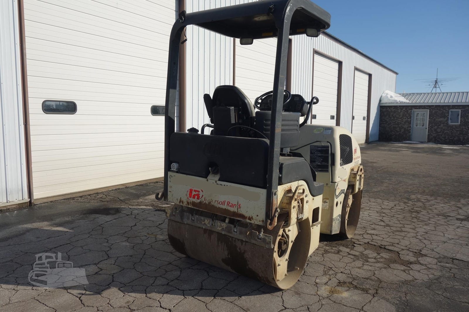 2007 Ingersoll-Rand DD29 Compaction for sale in Cedar Rapids, IA - listing photo 2 of 8