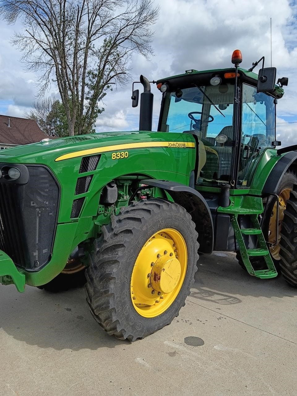2007 John Deere 8330 Field Tractors Power for sale in Hampton, IA - primary listing photo of 6