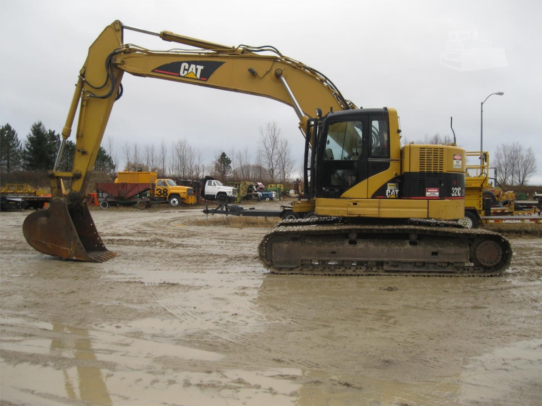 2008 Caterpillar 321C LCR Excavators for sale in Pemberville, OH - primary listing photo of 8