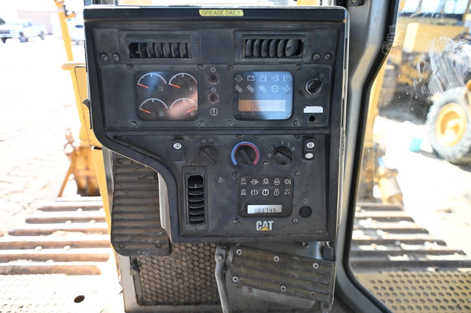 2008 Caterpillar D6T LGP Dozers for sale in Cedar Rapids, IA - listing photo 6 of 8