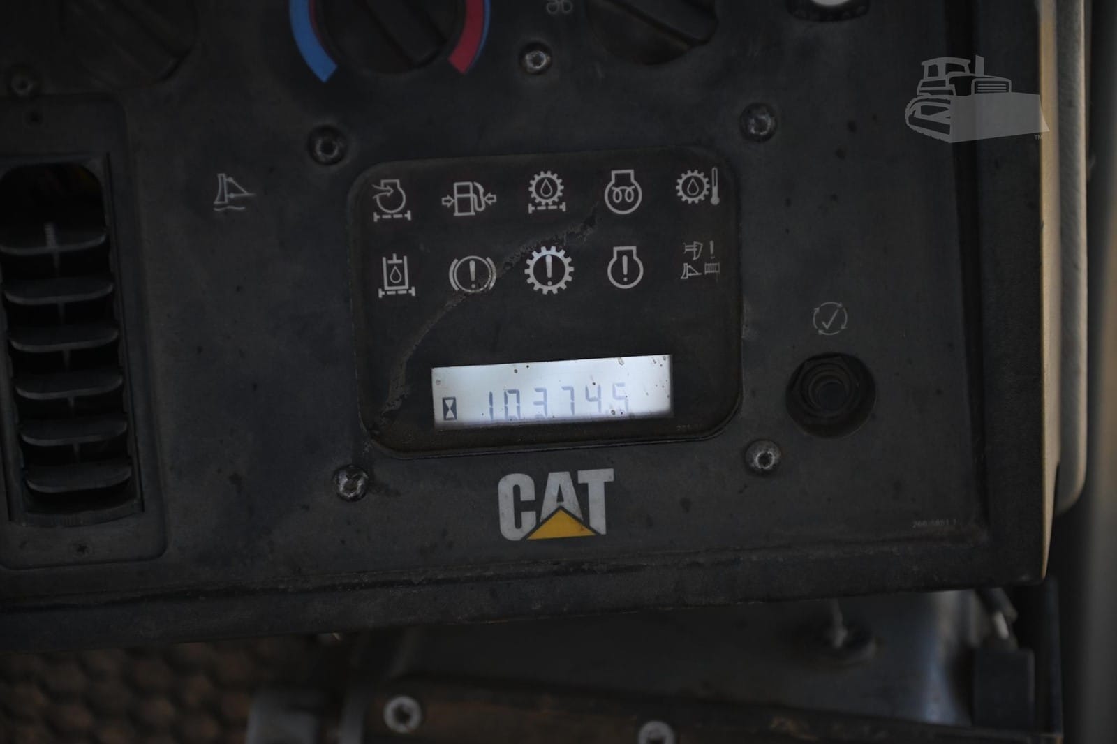 2008 Caterpillar D6T LGP Dozers for sale in Cedar Rapids, IA - listing photo 7 of 8
