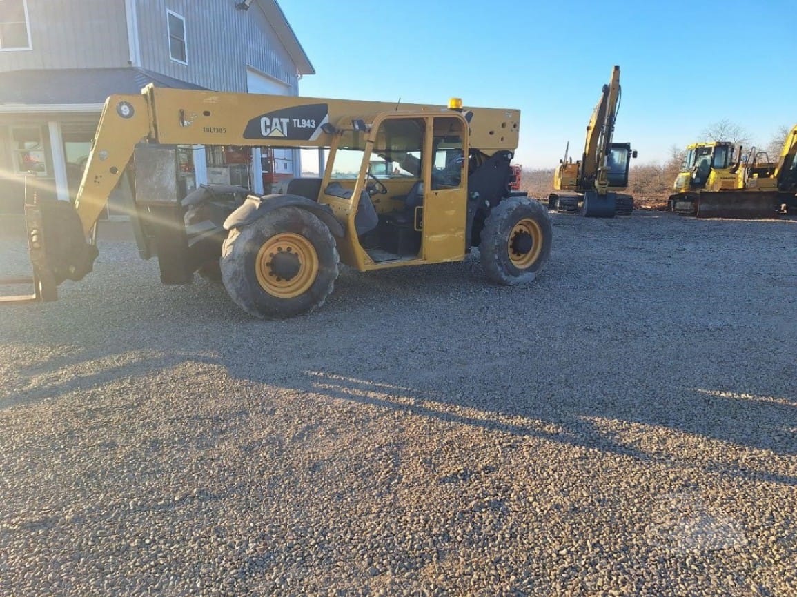 2008 Caterpillar TL943 Telehandlers Forklifts for sale in Kimballton, IA - listing photo 2 of 8