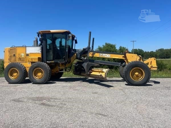 2008 John Deere 770D Motor Graders for sale in Severy, KS - listing photo 4 of 8