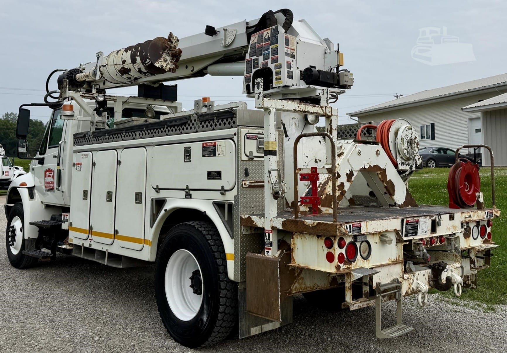 2010 Altec DL45BR Service Mechanics Truck Crane for sale in Knoxville, IA - listing photo 10 of 47