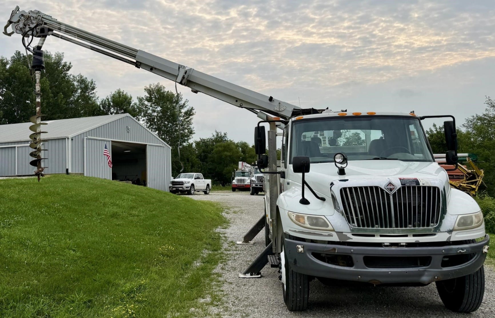 2010 Altec DL45BR Service Mechanics Truck Crane for sale in Knoxville, IA - listing photo 34 of 47
