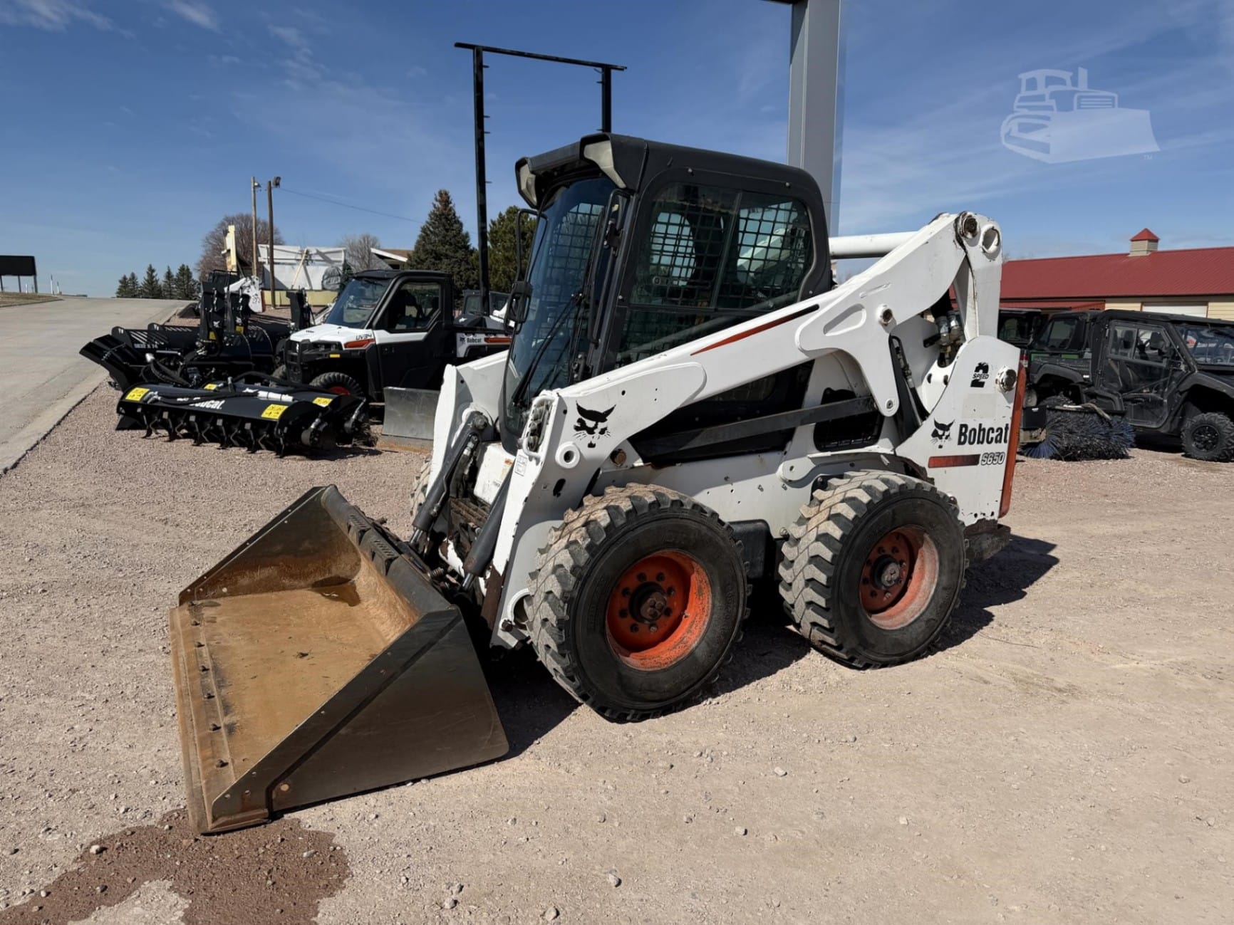 2010 Bobcat S650 Skid Steer Loaders for sale in Chadron, NE - primary listing photo of 8