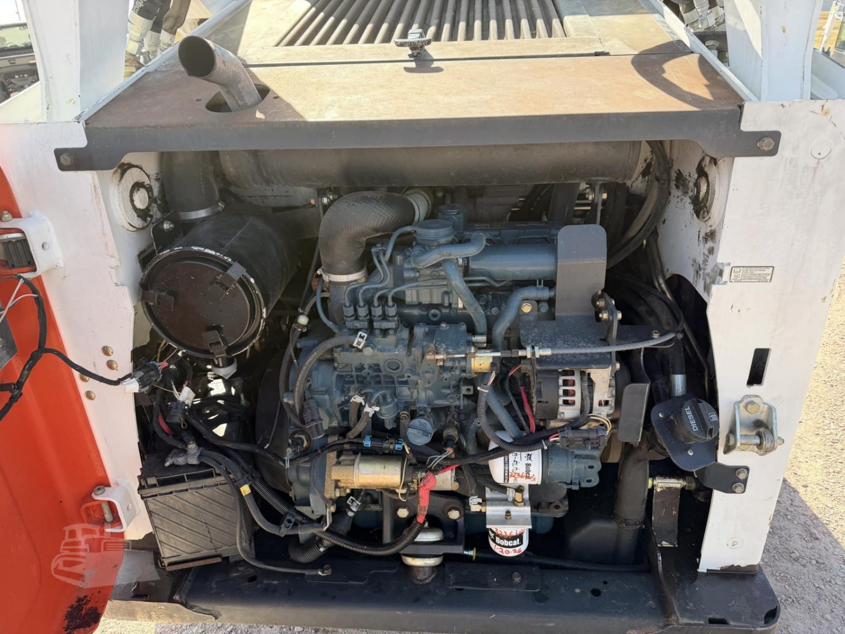 2010 Bobcat S650 Skid Steer Loaders for sale in Chadron, NE - listing photo 6 of 8