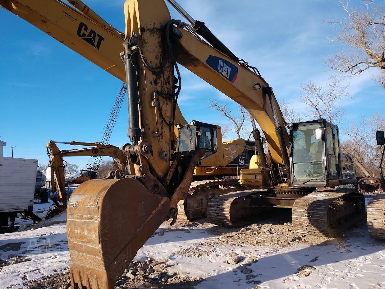 2010 Caterpillar 329DL Excavators for sale in Waterloo, NE - primary listing photo of 8