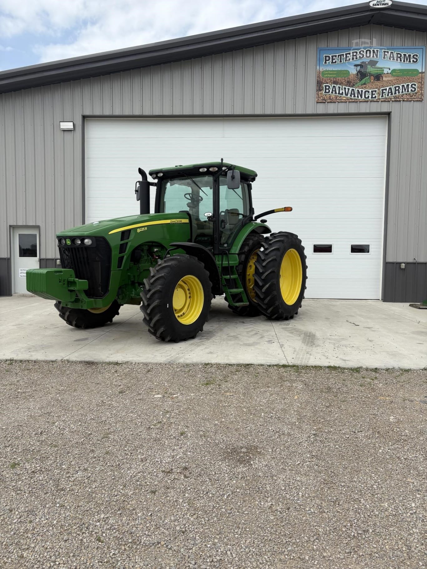 2010 John Deere 8225R Field Tractors Power for sale in Buffalo Center, IA - primary listing photo of 18