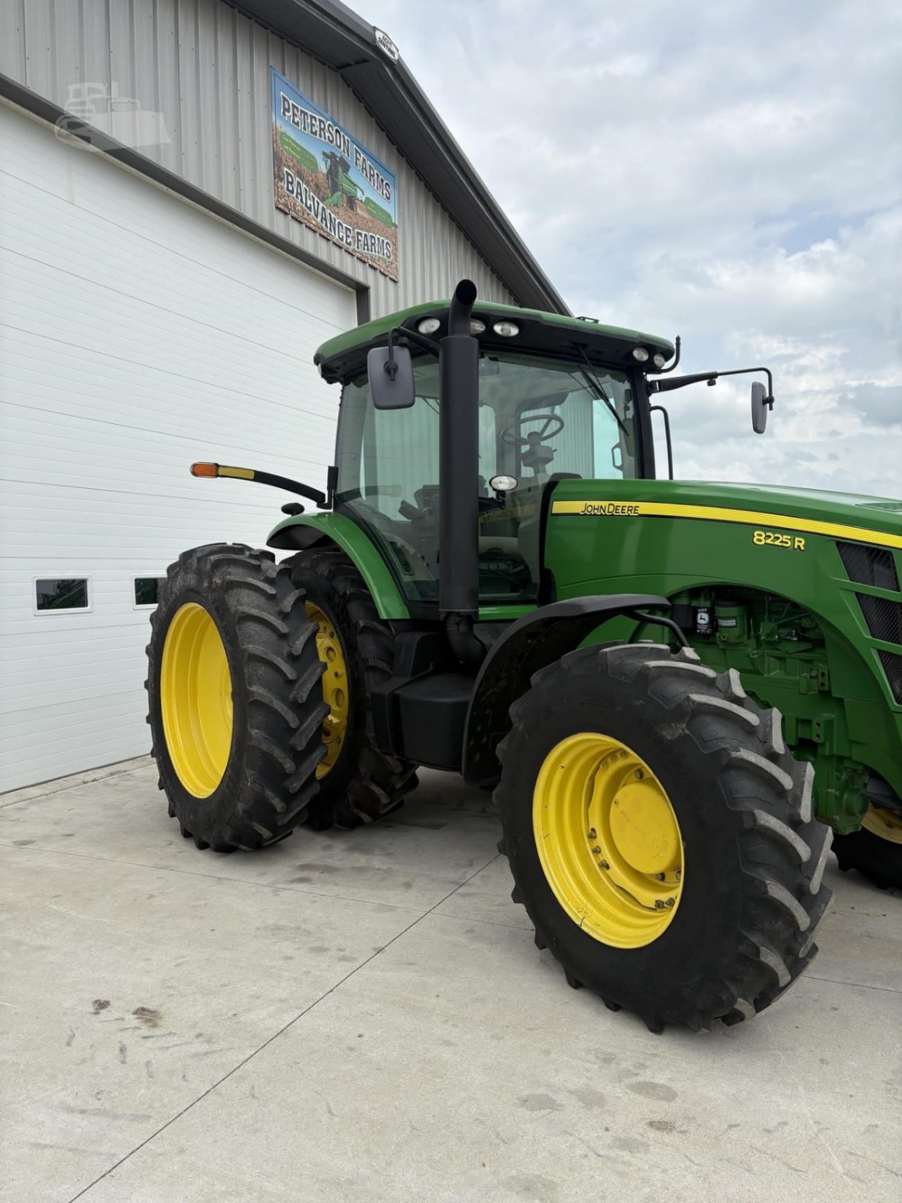 2010 John Deere 8225R Field Tractors Power for sale in Buffalo Center, IA - listing photo 2 of 18