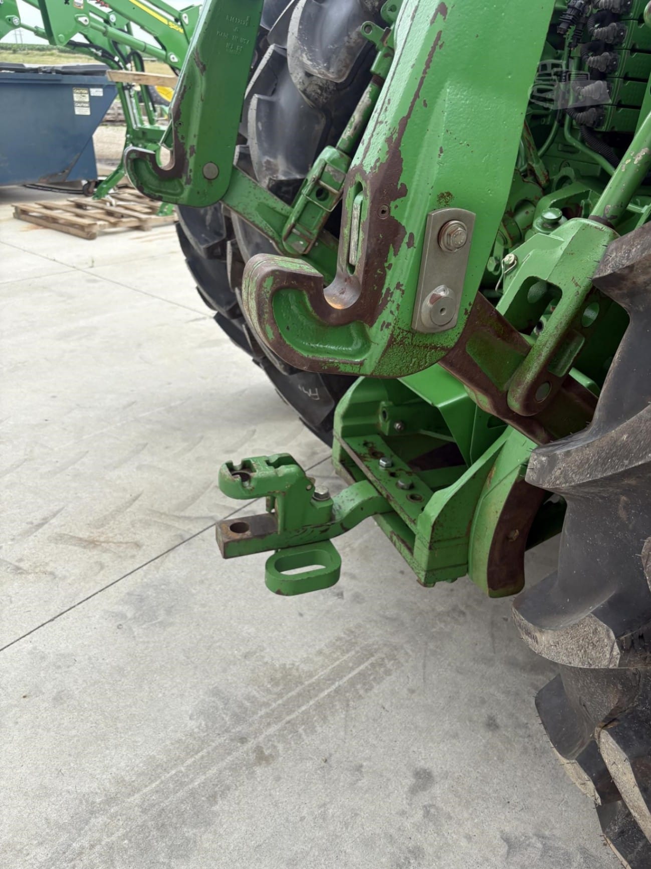 2010 John Deere 8225R Field Tractors Power for sale in Buffalo Center, IA - listing photo 6 of 18
