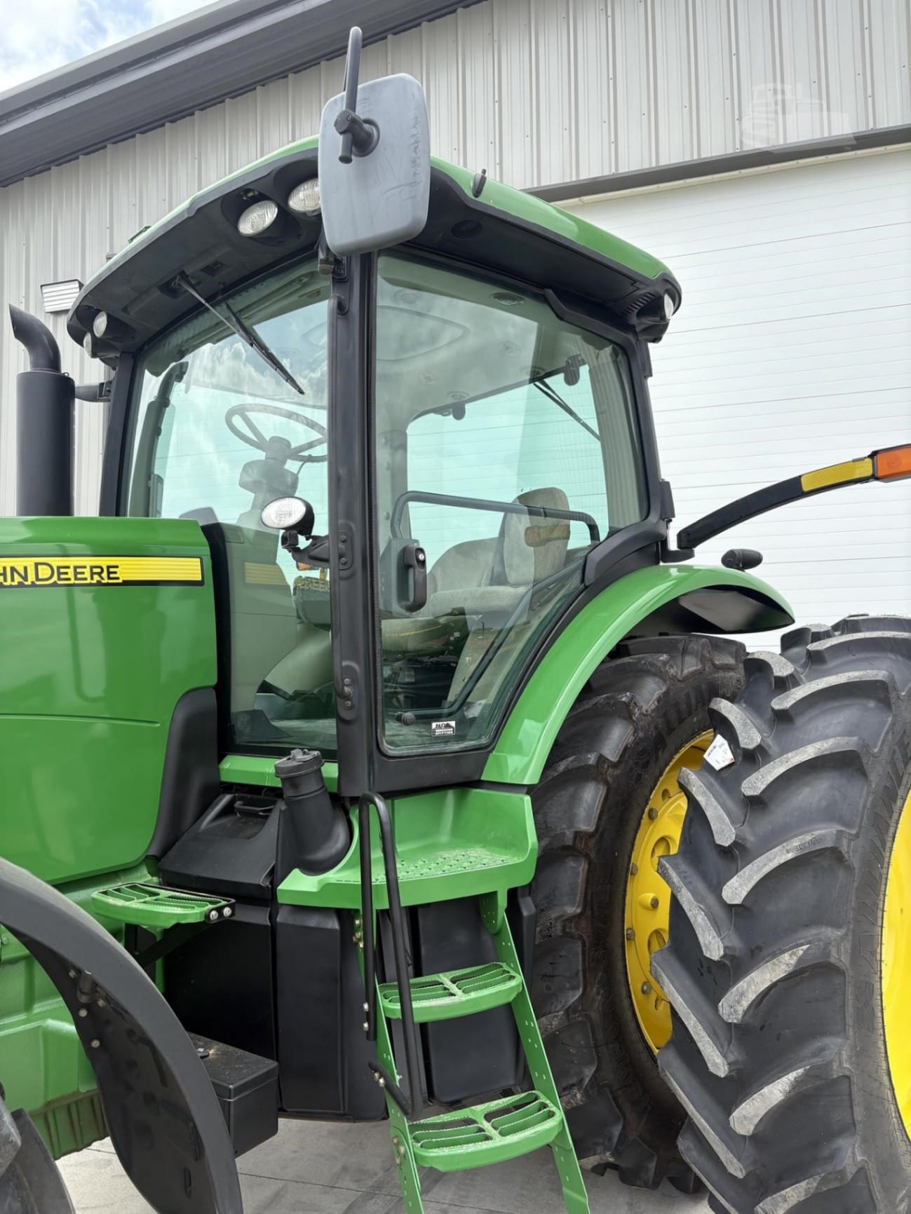 2010 John Deere 8225R Field Tractors Power for sale in Buffalo Center, IA - listing photo 14 of 18