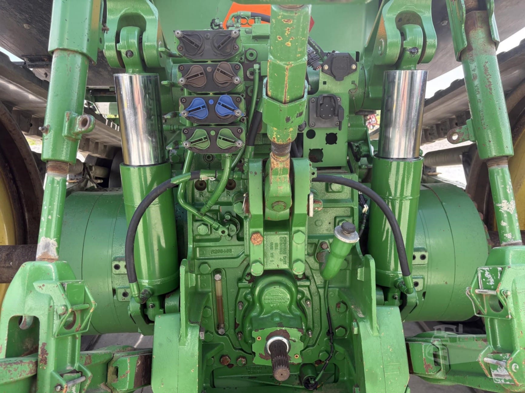 2010 John Deere 8320RT Field Tractors Power for sale in Bedford, IA - listing photo 4 of 15