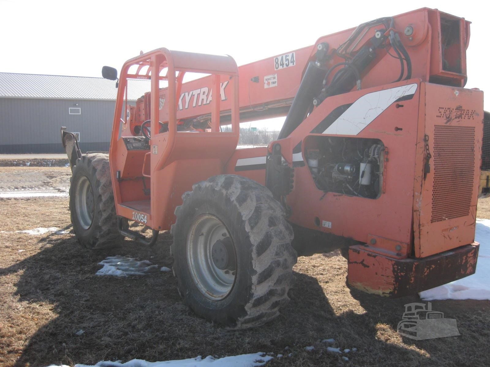 2010 SkyTrak (JLG) skytrak-jlg-10054 Telehandlers Forklifts for sale in Shellsburg, IA - listing photo 4 of 10