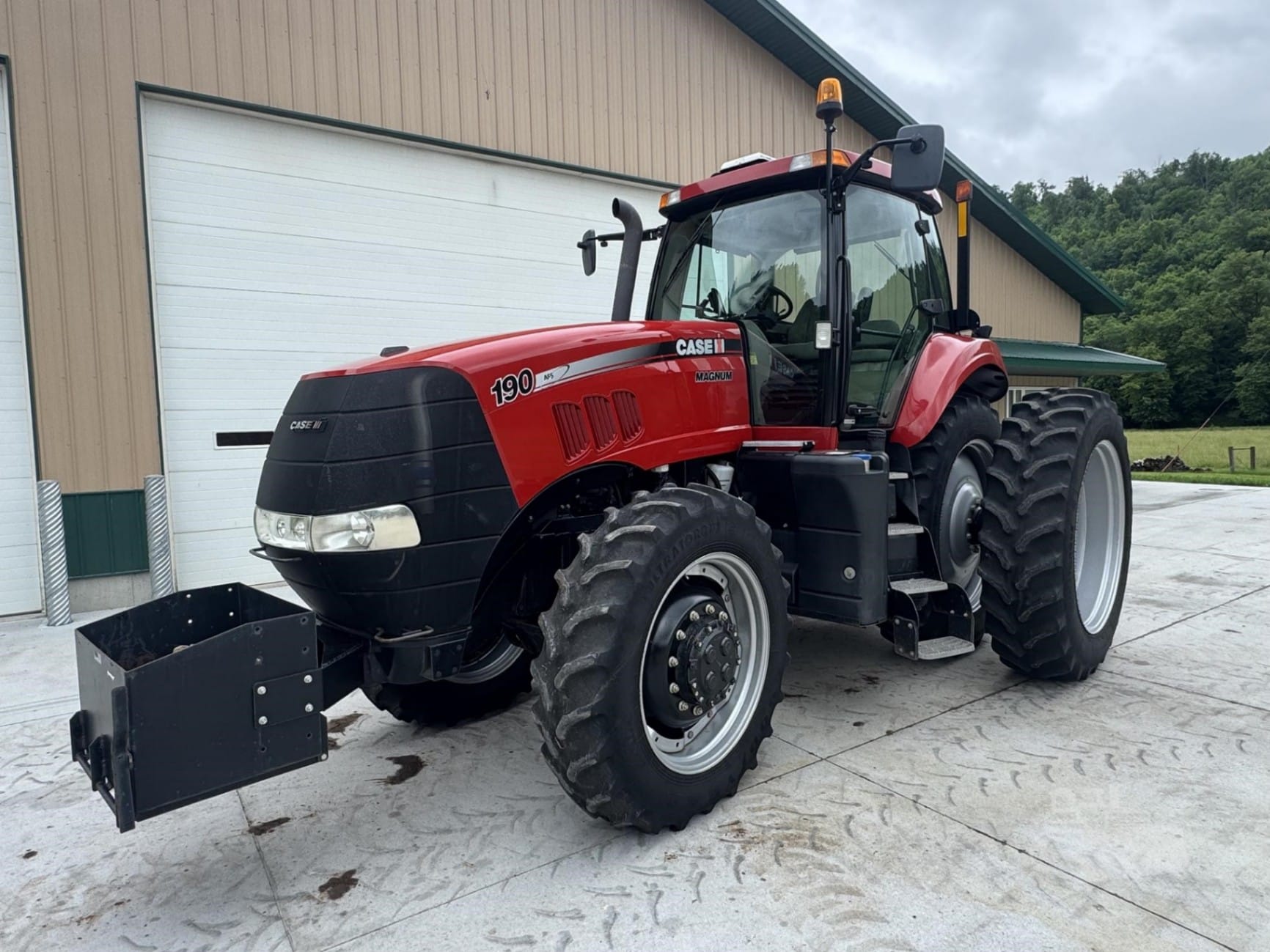 2011 Case IH Magnum 190 Field Tractors Power for sale in Lansing, IA - listing photo 2 of 18