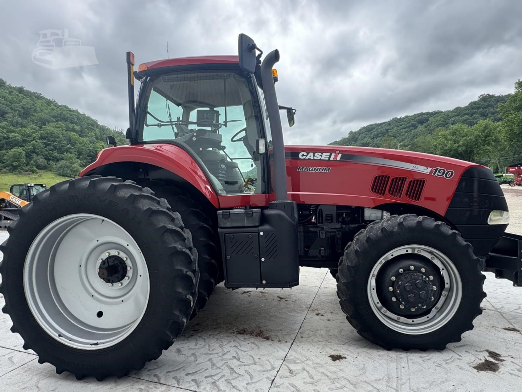 2011 Case IH Magnum 190 Field Tractors Power for sale in Lansing, IA - listing photo 5 of 18