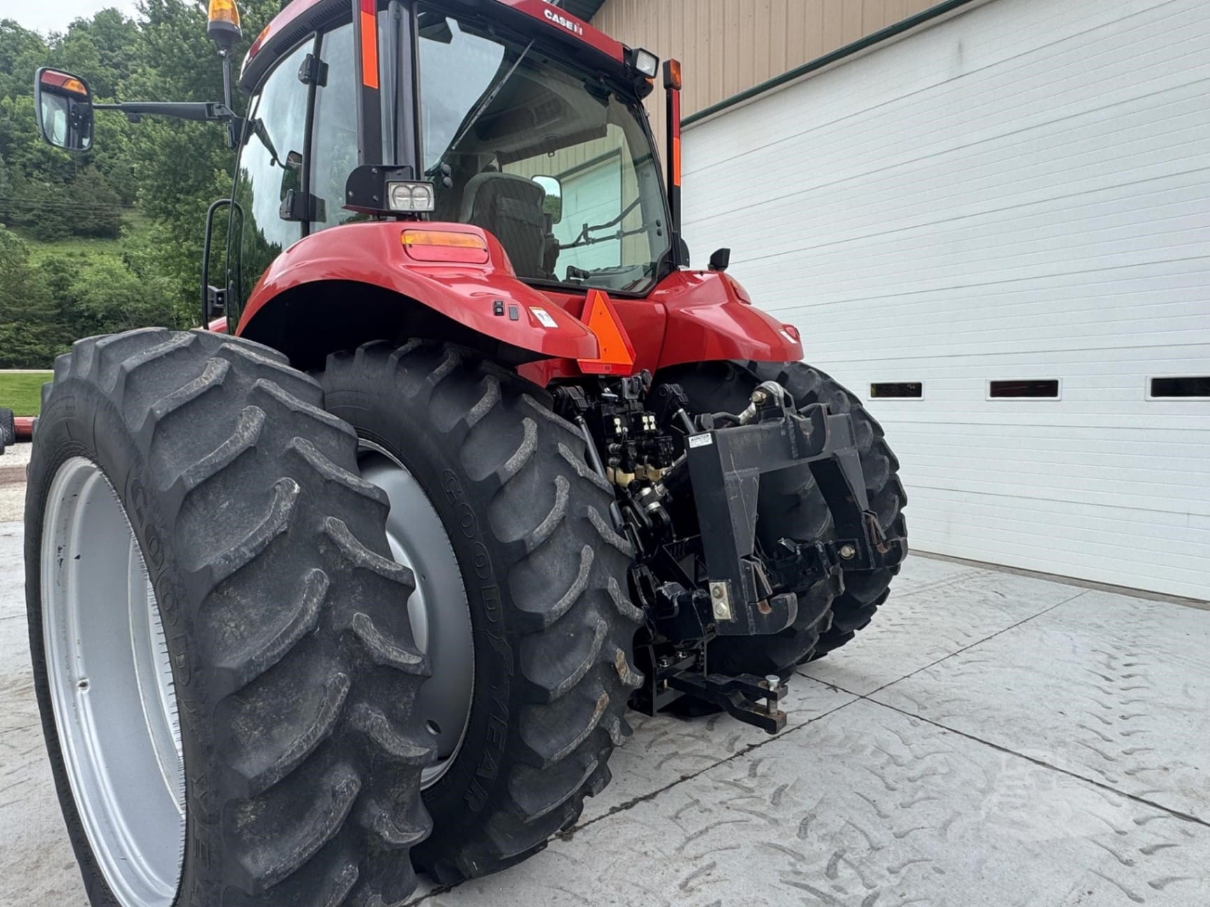 2011 Case IH Magnum 190 Field Tractors Power for sale in Lansing, IA - listing photo 8 of 18