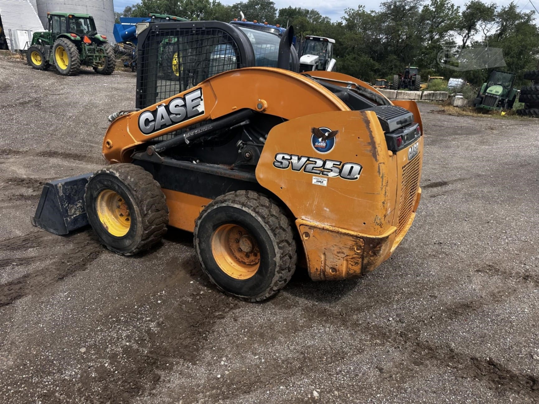 2011 CASE SV250 Skid Steer Loaders for sale in Newton, IA - listing photo 8 of 47