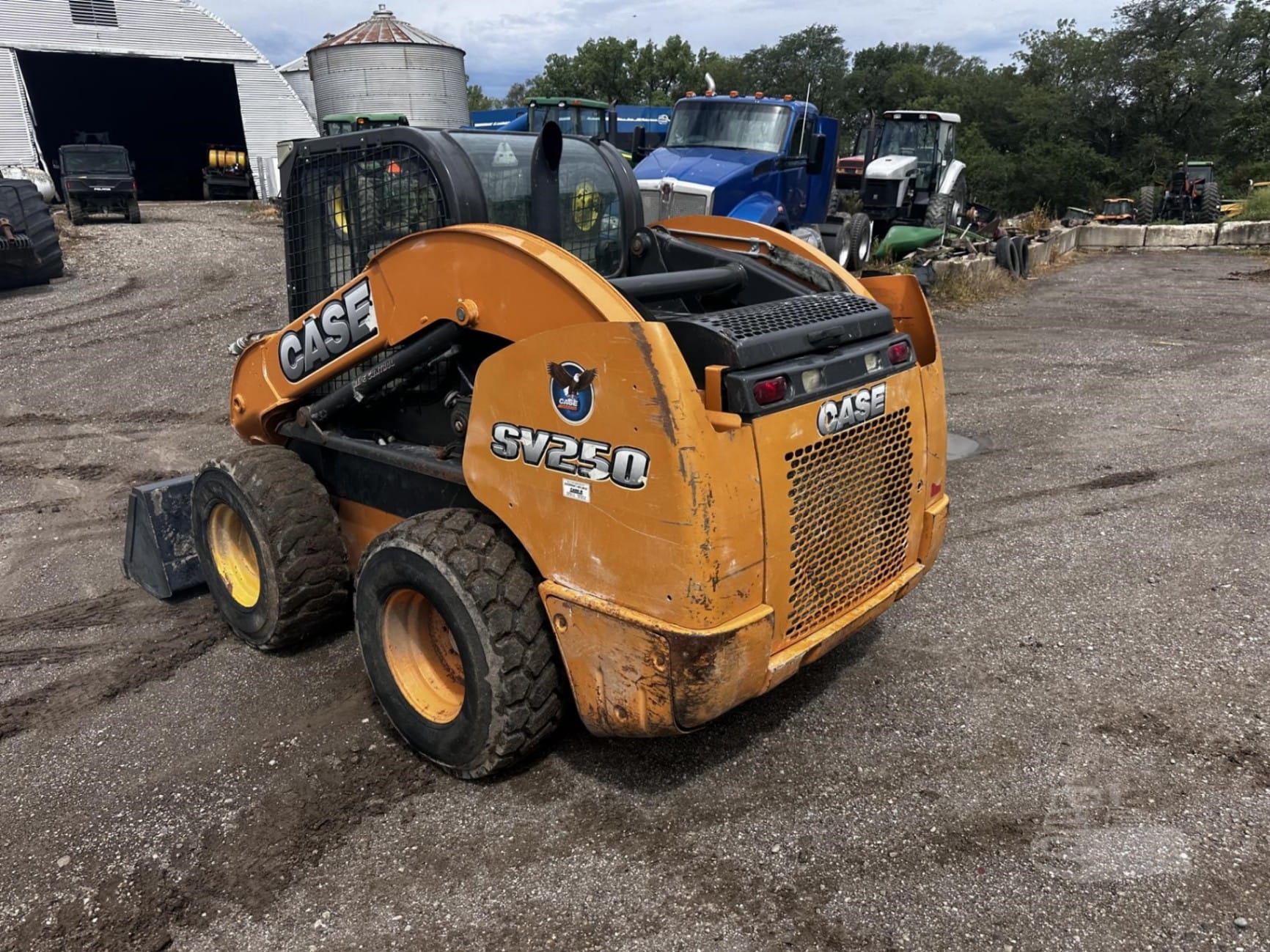 2011 CASE SV250 Skid Steer Loaders for sale in Newton, IA - listing photo 9 of 47
