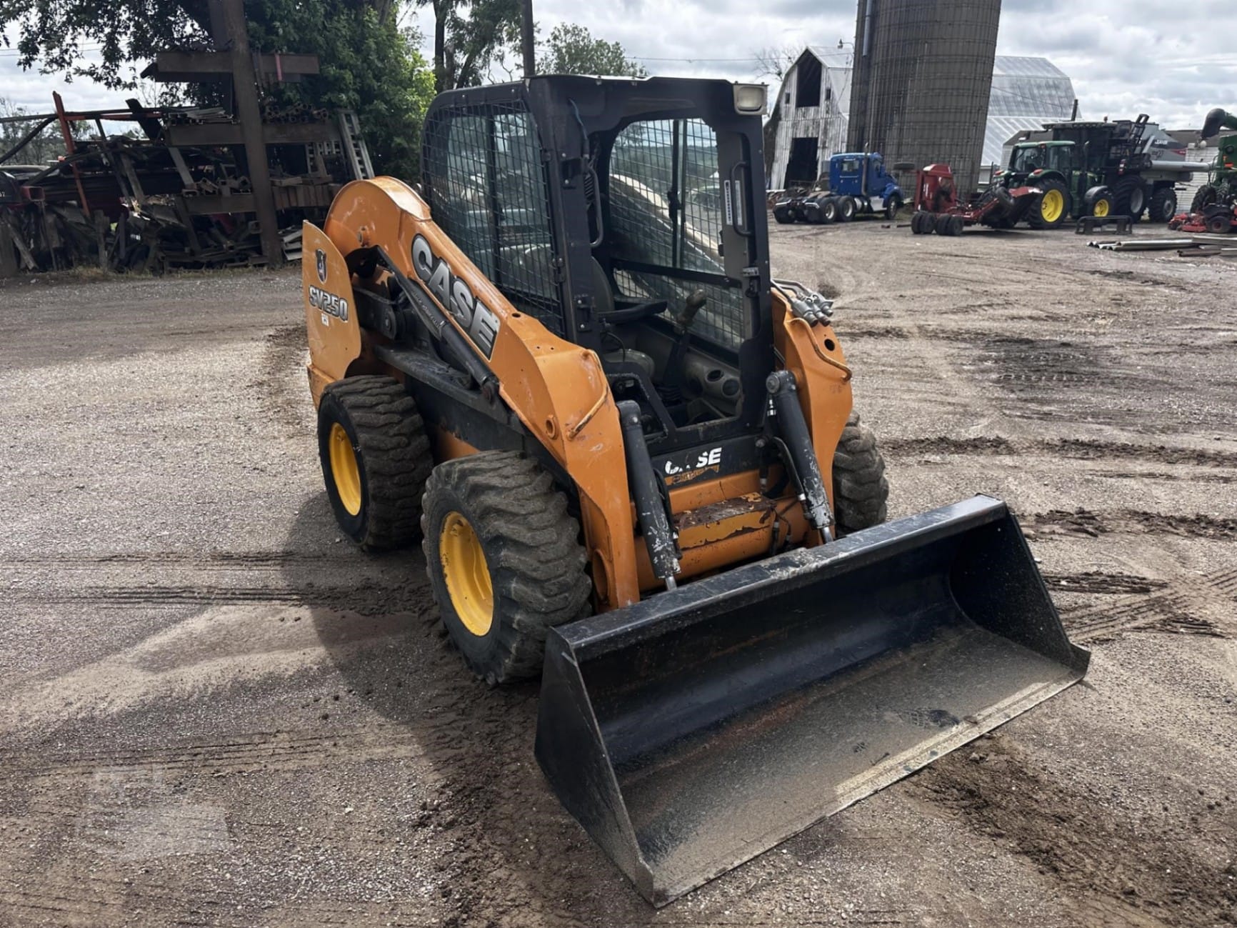 2011 CASE SV250 Skid Steer Loaders for sale in Newton, IA - listing photo 22 of 47