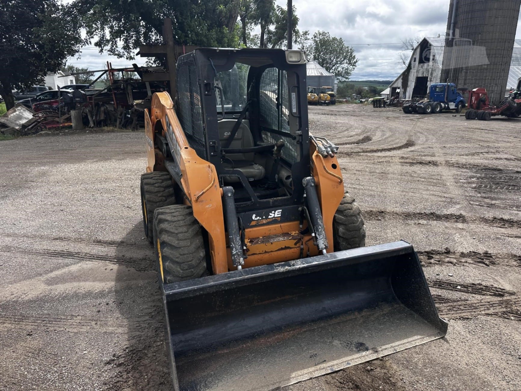 2011 CASE SV250 Skid Steer Loaders for sale in Newton, IA - listing photo 23 of 47