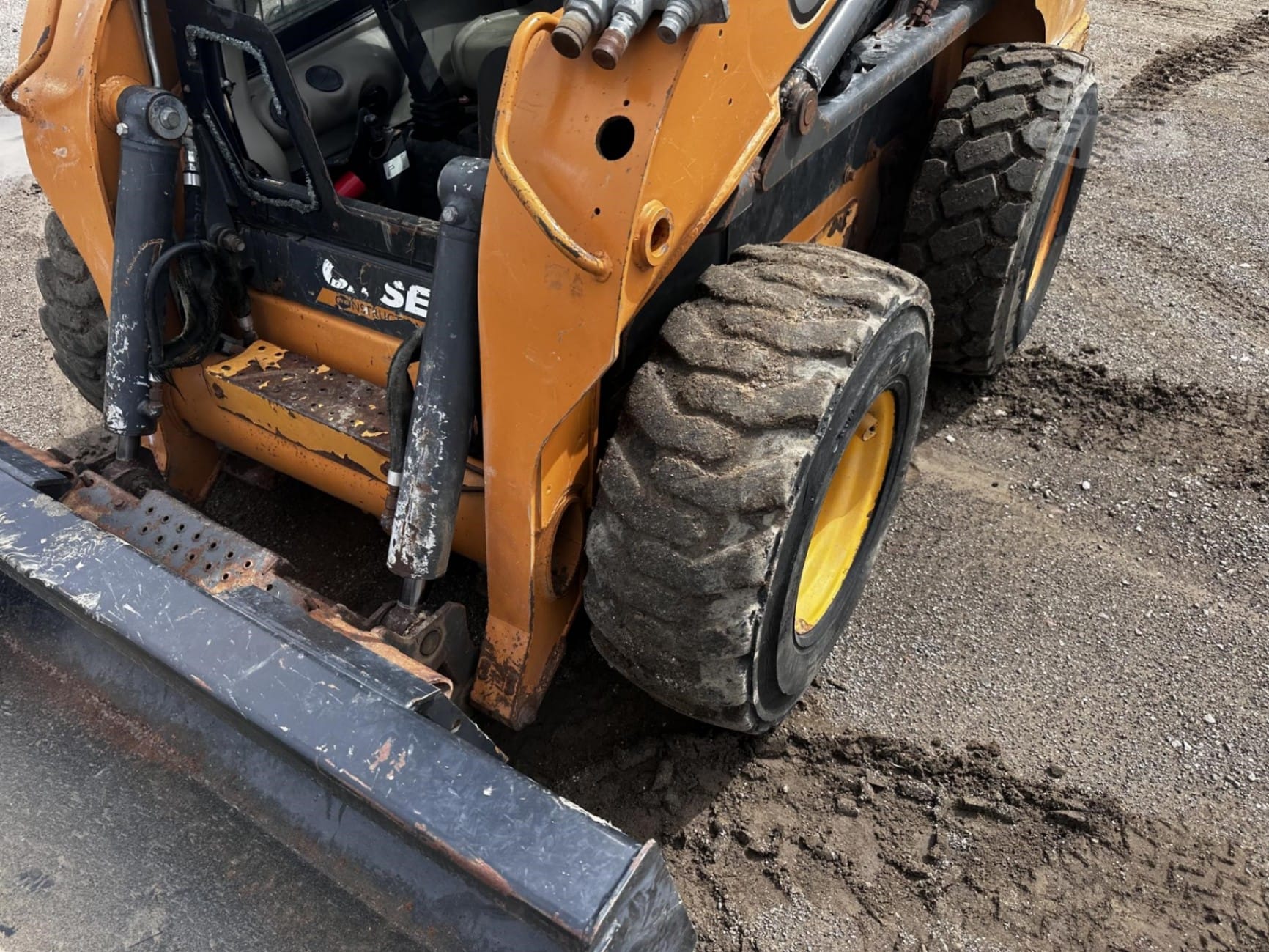 2011 CASE SV250 Skid Steer Loaders for sale in Newton, IA - listing photo 27 of 47