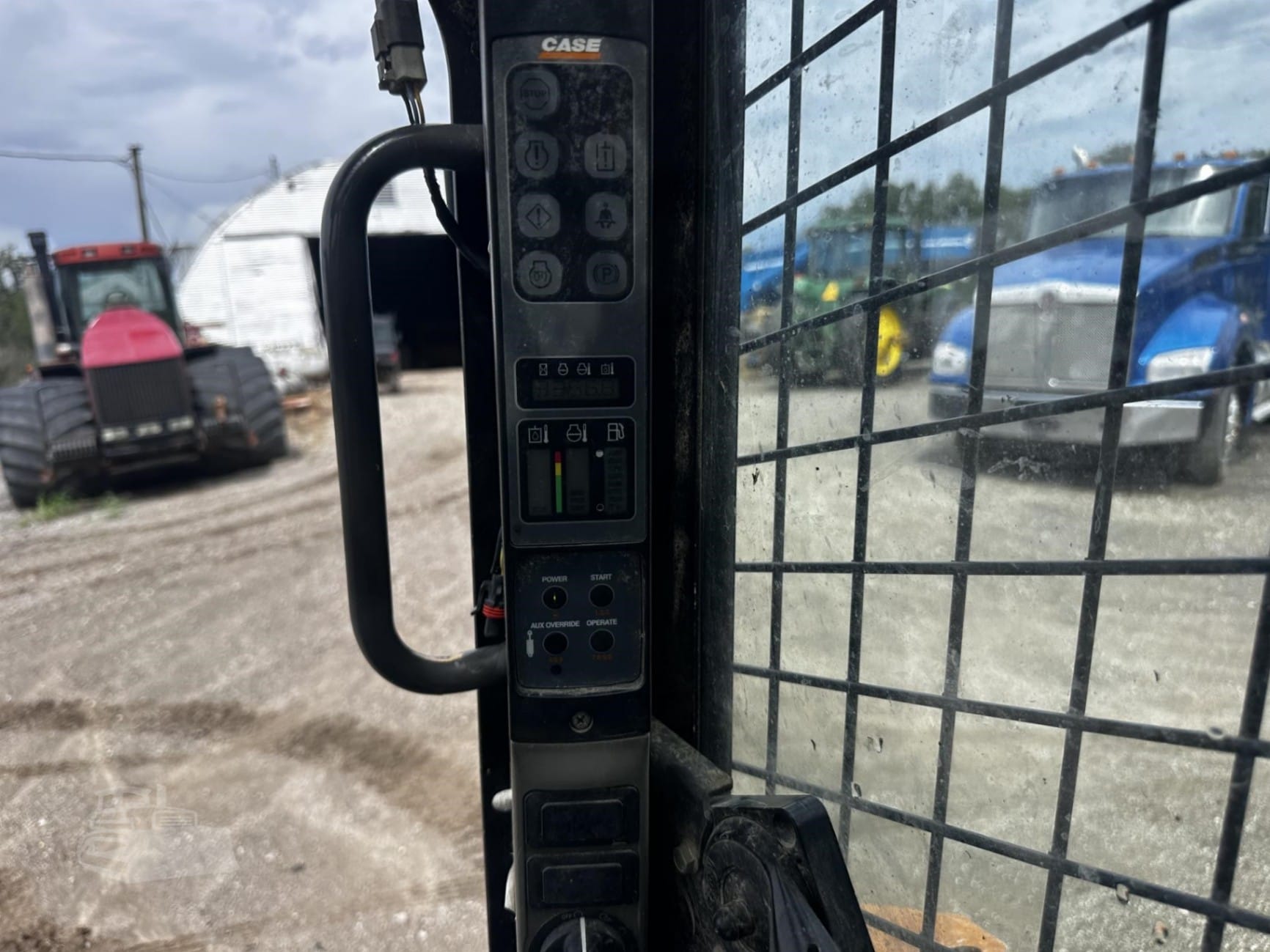 2011 CASE SV250 Skid Steer Loaders for sale in Newton, IA - listing photo 47 of 47