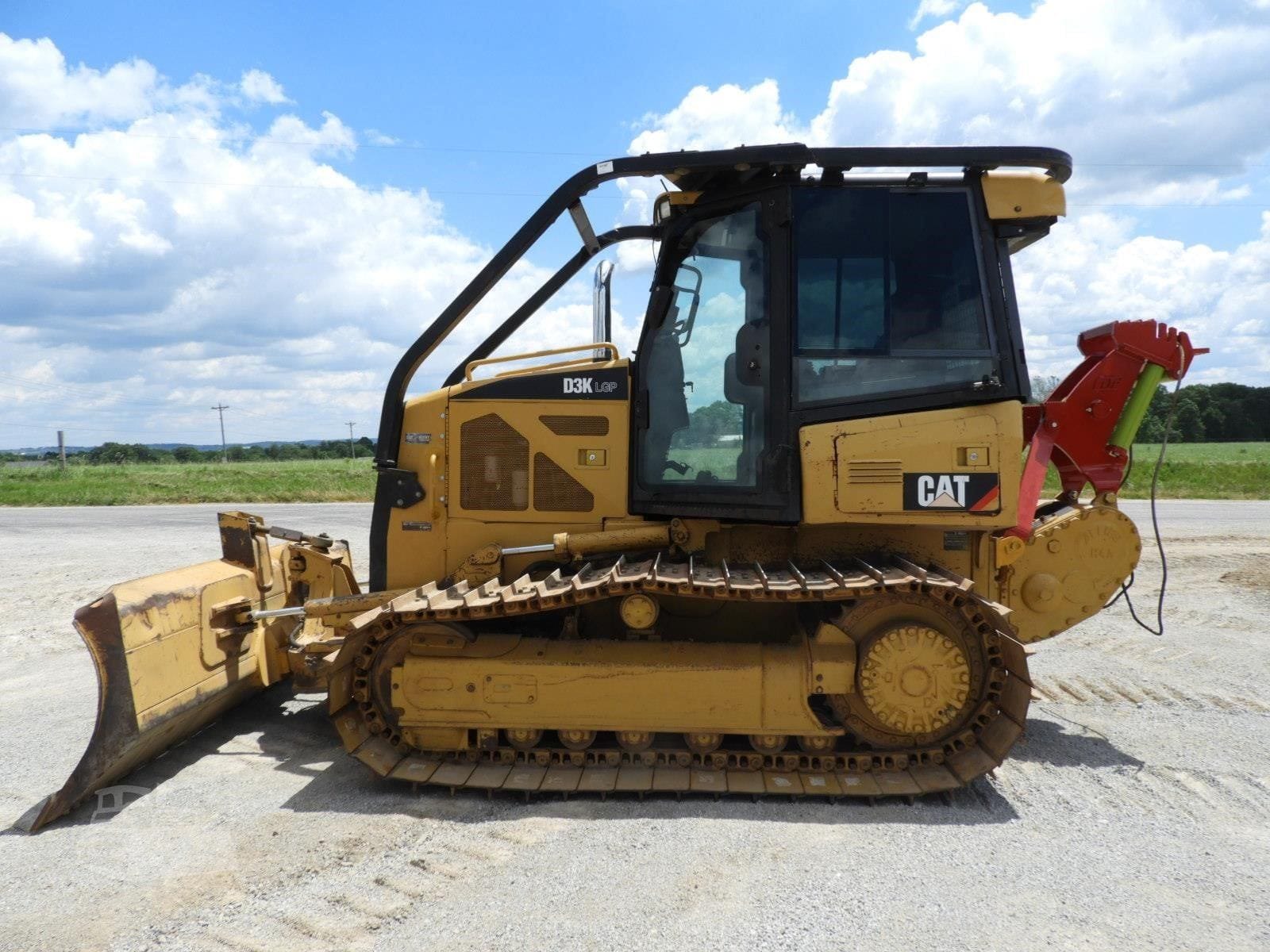 2011 Caterpillar D3K LGP Dozers for sale in Holmesville, OH - primary listing photo of 8